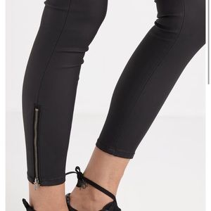 Cotton On Coated mid Rise Skinny Jeans